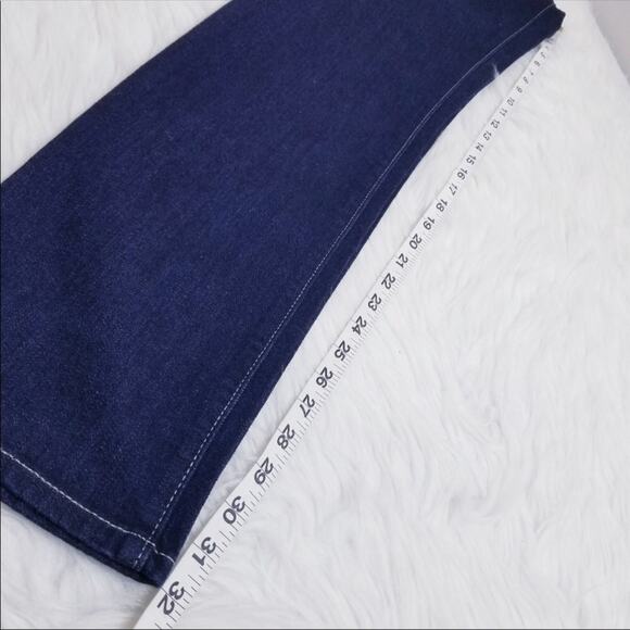 Levi’s San Francisco  Mid Rise Dark Wash Skinny - Picture 4 of 8